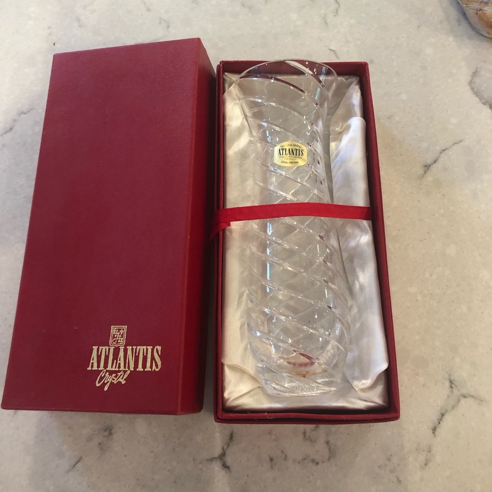 Atlantis Crystal Vase In Box